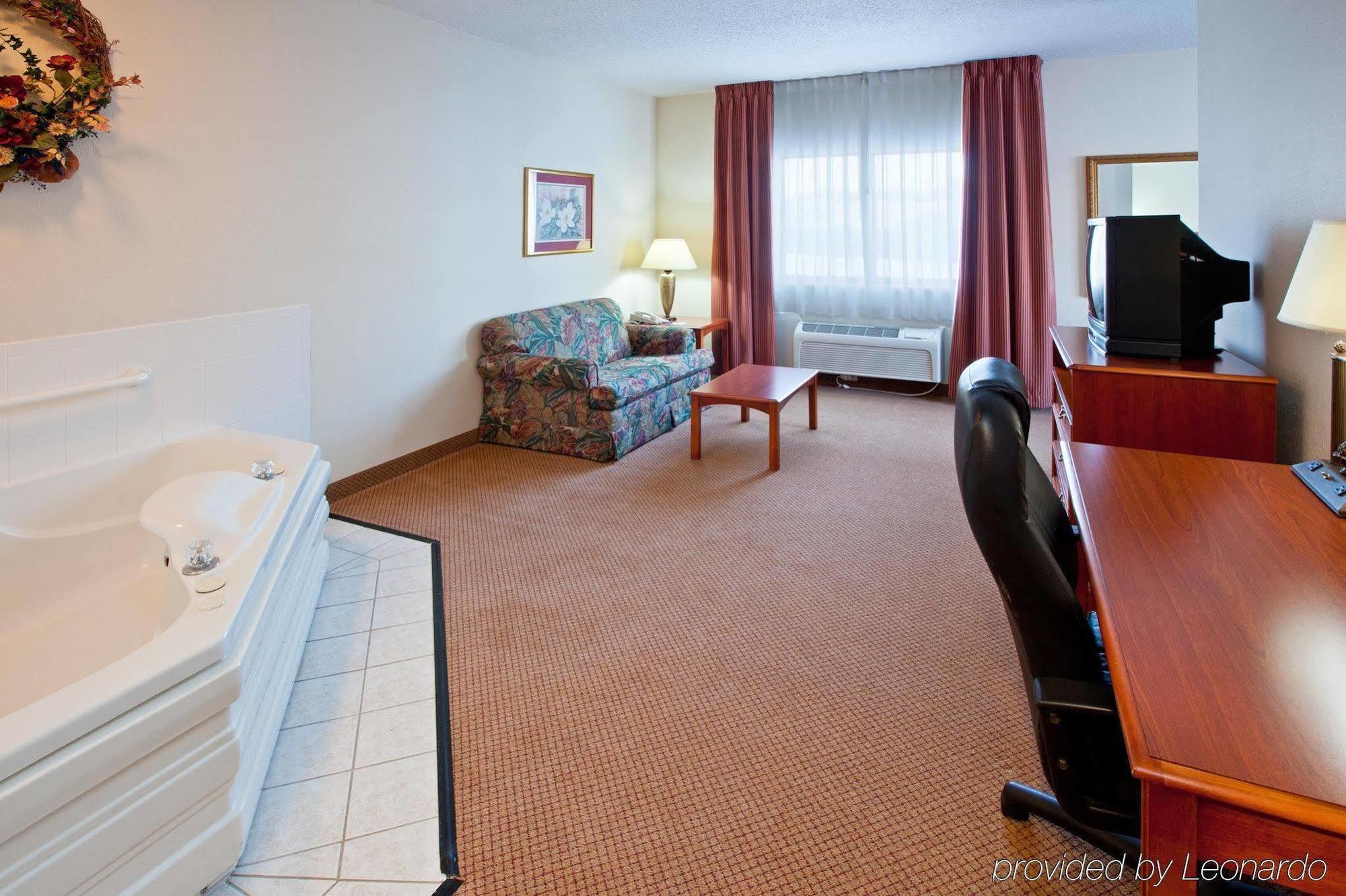 Baymont By Wyndham Chelsea Otel Dış mekan fotoğraf