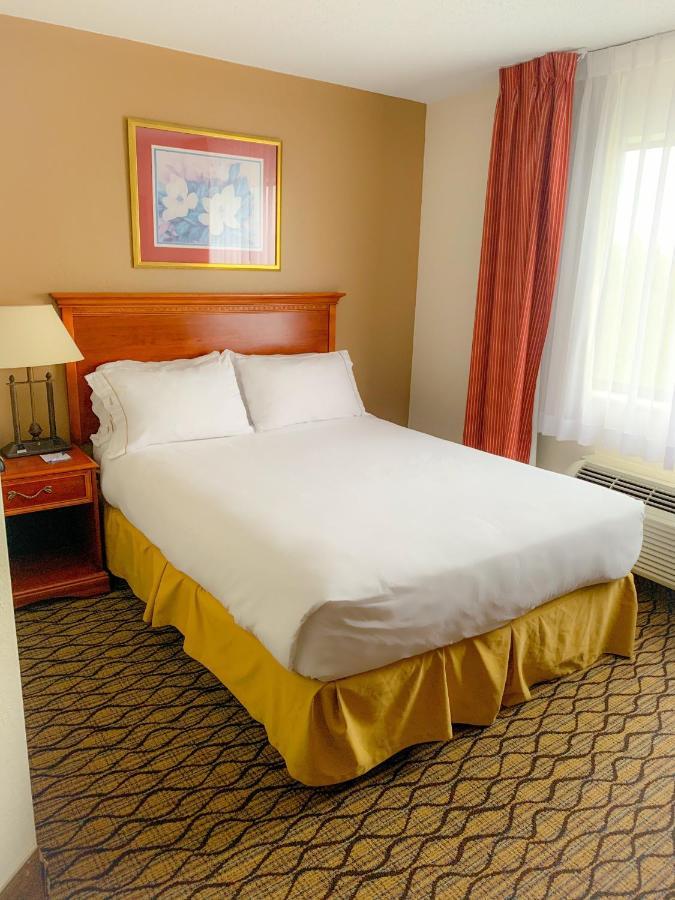 Baymont By Wyndham Chelsea Otel Dış mekan fotoğraf