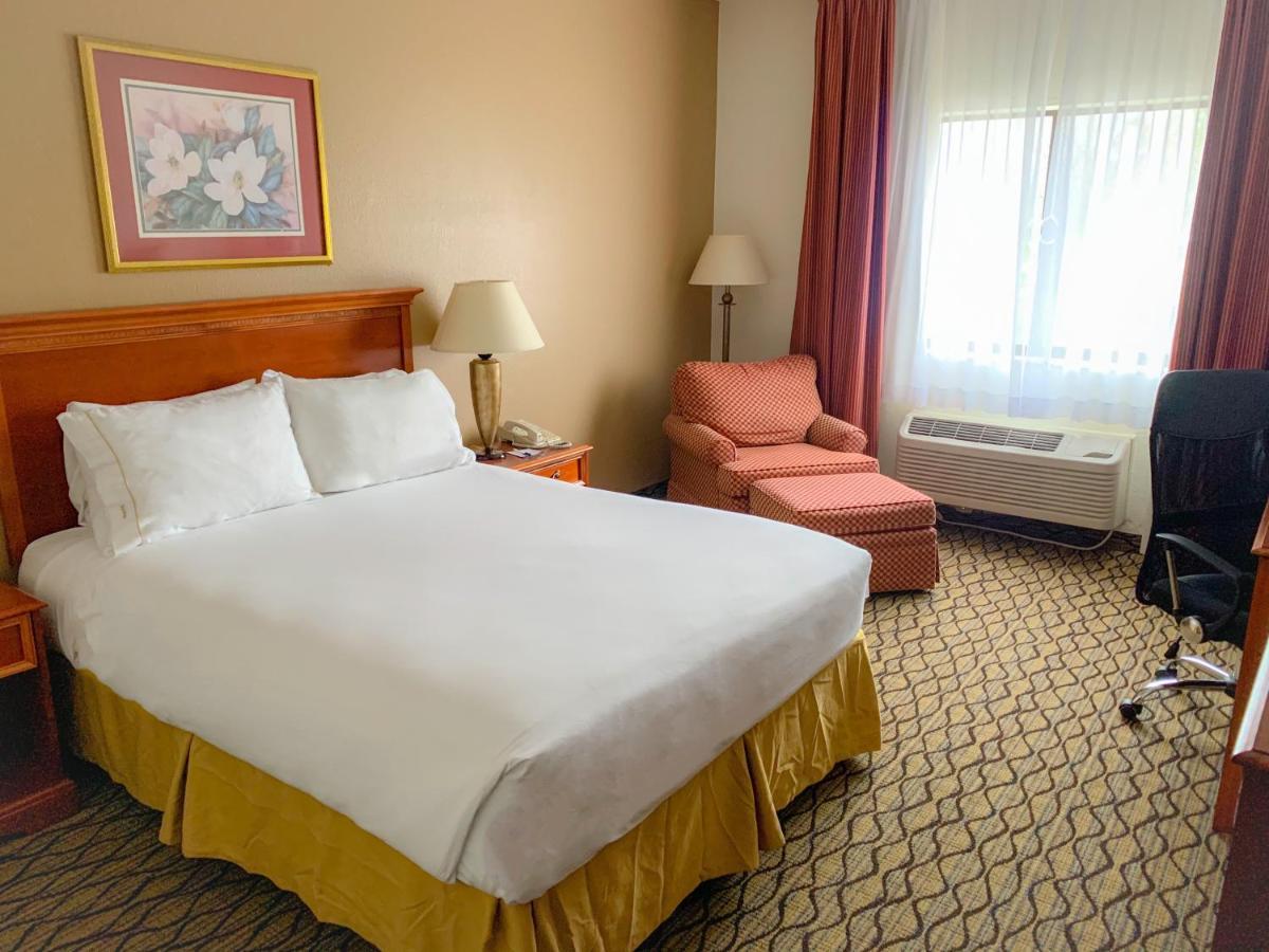 Baymont By Wyndham Chelsea Otel Dış mekan fotoğraf