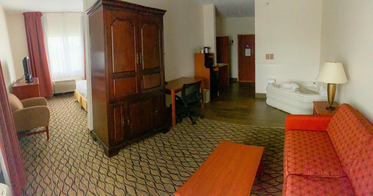 Baymont By Wyndham Chelsea Otel Dış mekan fotoğraf